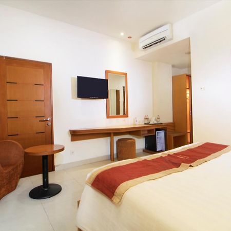 סוראבאיה Hotel Bisanta Bidakara Tunjungan מראה חיצוני תמונה