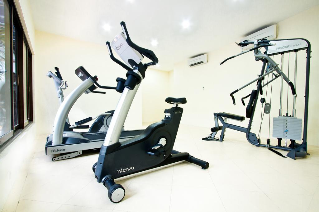 סוראבאיה Hotel Bisanta Bidakara Tunjungan מראה חיצוני תמונה