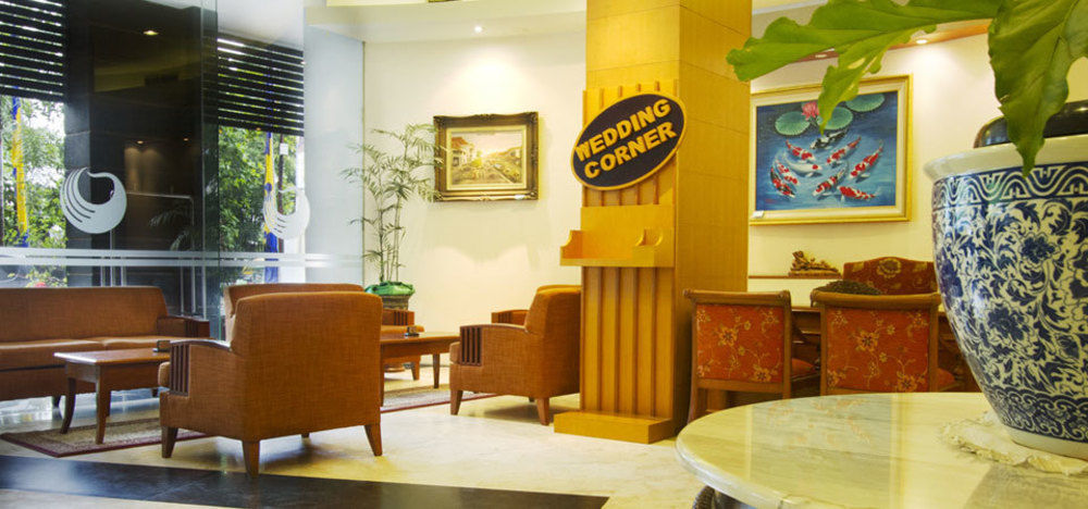 סוראבאיה Hotel Bisanta Bidakara Tunjungan מראה חיצוני תמונה