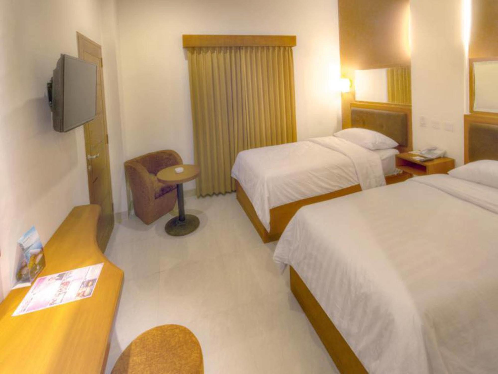 סוראבאיה Hotel Bisanta Bidakara Tunjungan מראה חיצוני תמונה